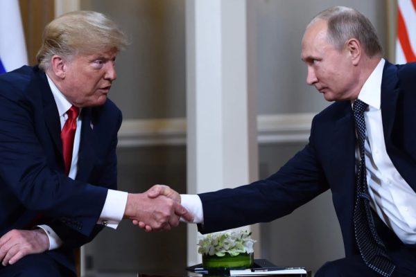 Putin bilen Tramp 15-nji awgustda Alýaskada duşuşar